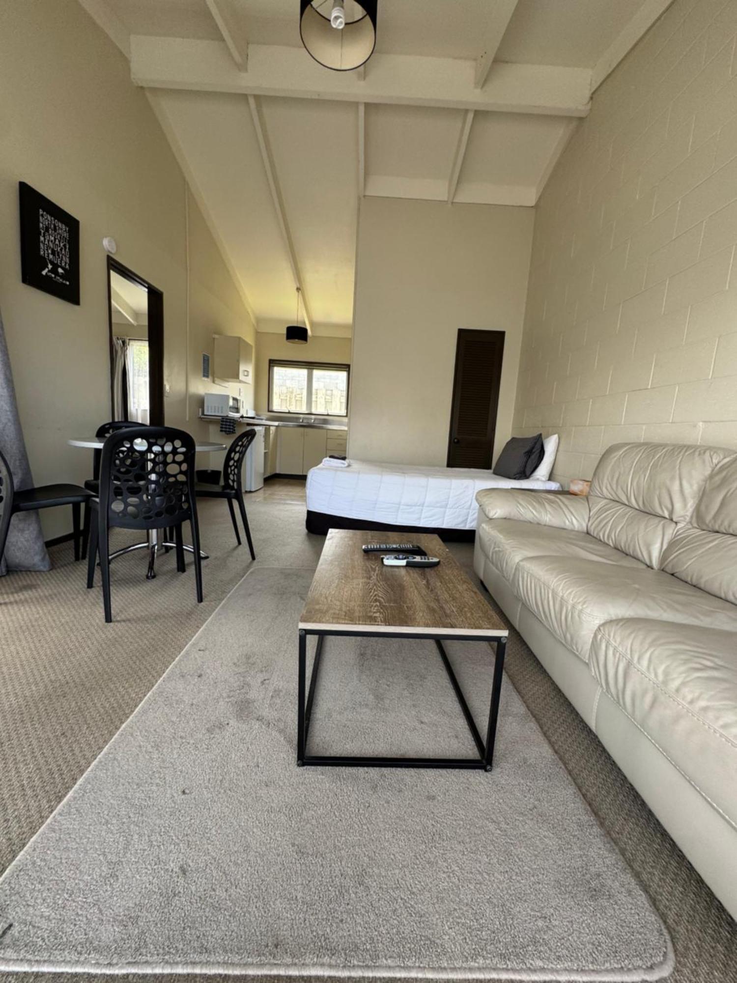 Fountain Court Motel Tauranga Exterior photo