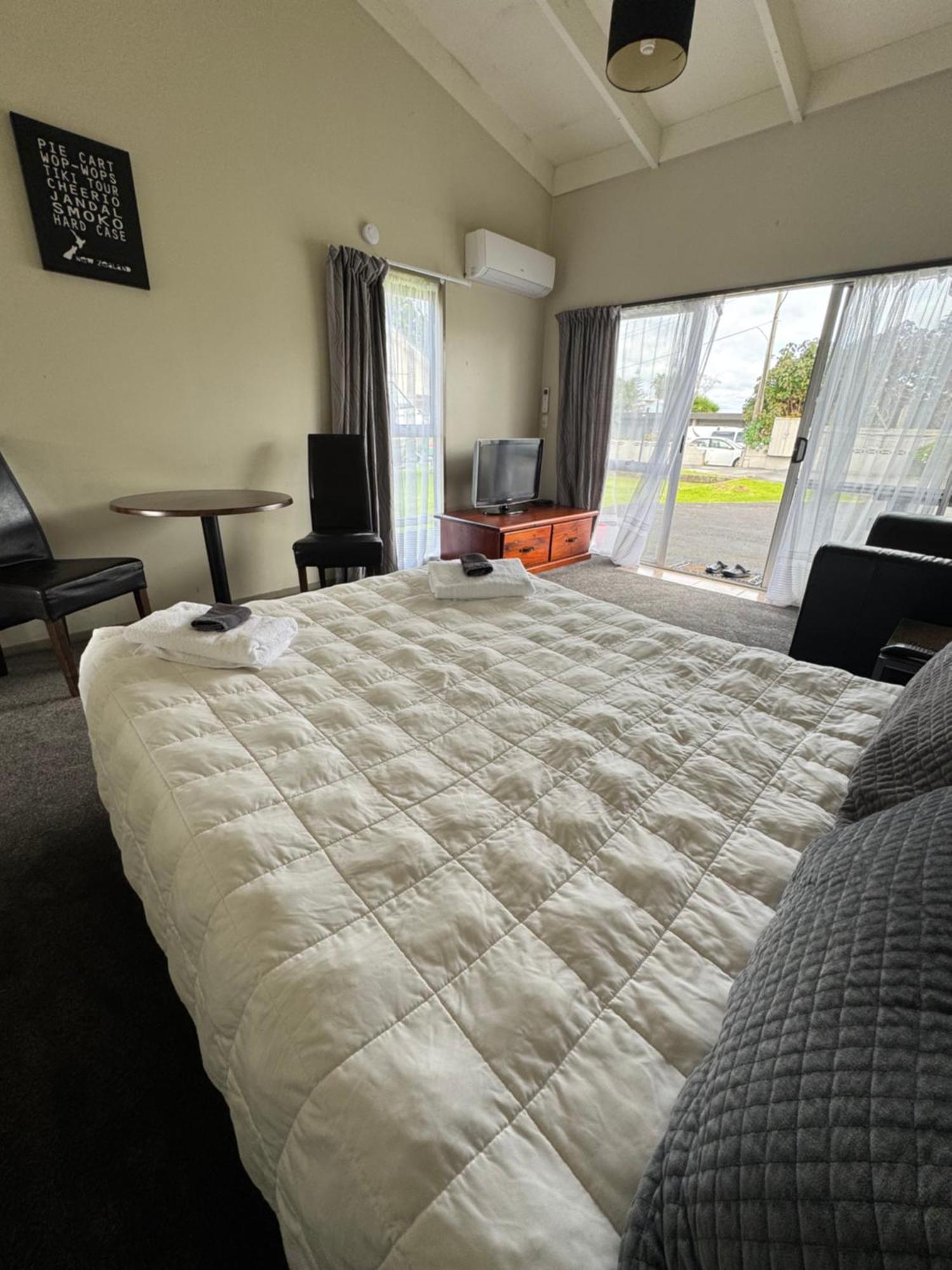 Fountain Court Motel Tauranga Exterior photo